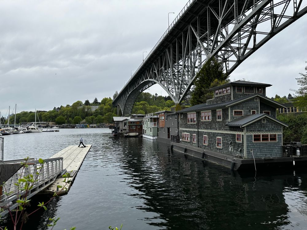 Houseboats under the Fremont bridge.