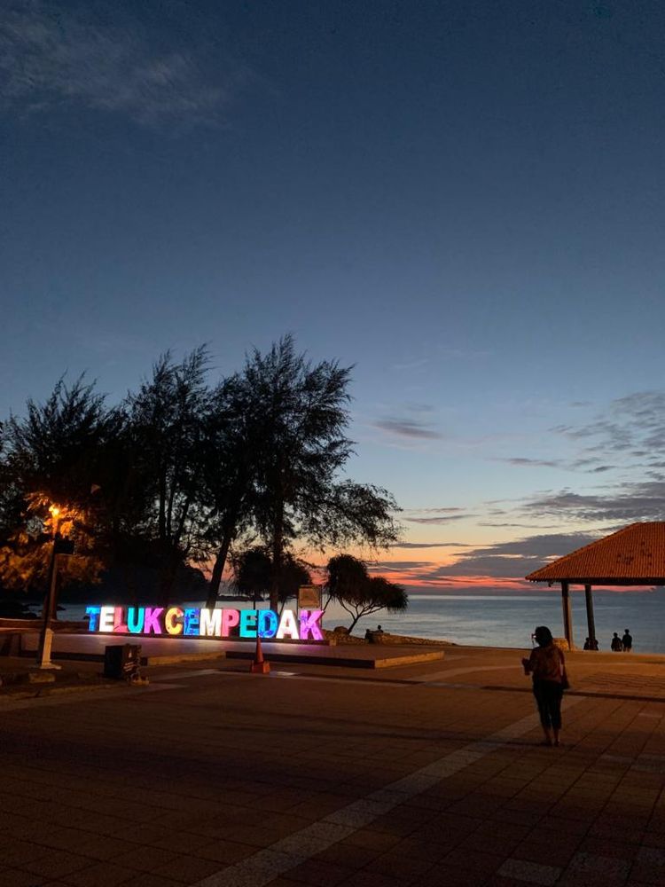 Sunrise photo at Teluk Cempedak, Malaysia
