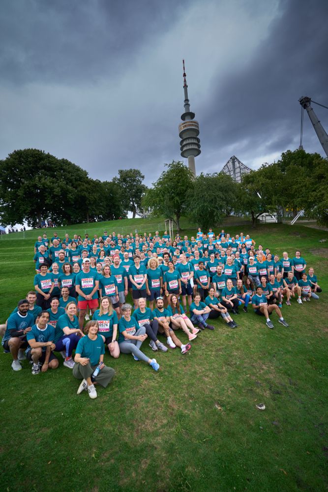 A big group of Max Planck runners at Olympiapark Munich. 
