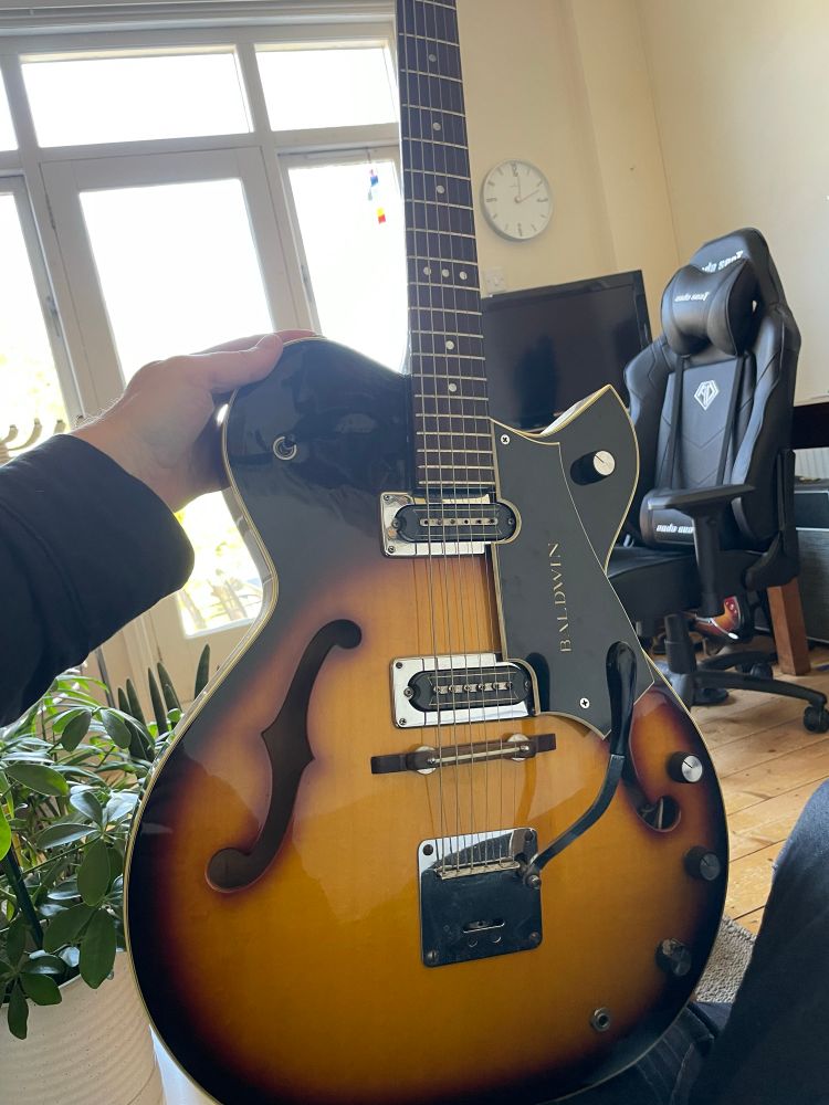A lovely 60s Baldwin guitar