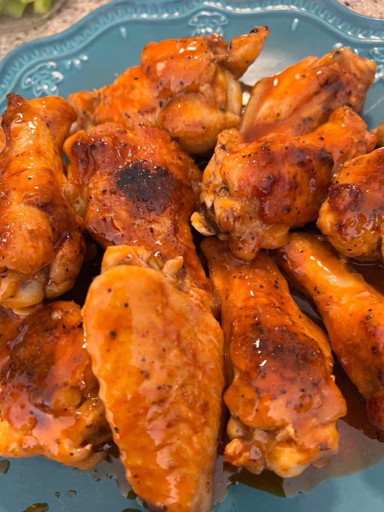 Proper buffalo wings 