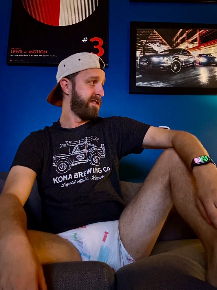 So cool, so poofy. #abdl 