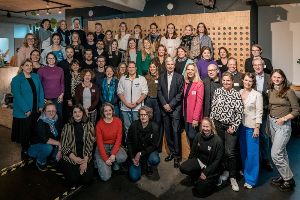 Am 30. Januar kamen wir mit den anderen neun Mitgliedsinitiativen im betahaus Hamburg zusammen, um gemeinsam die Zukunft dieses starken Netzwerks zu gestalten. 