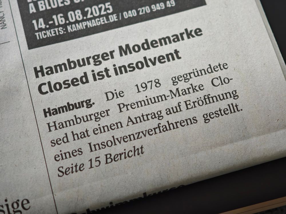 Zeitungsartikel, dass die Hamburger Modemarken CLOSED Insolvenz angemeldet hat 