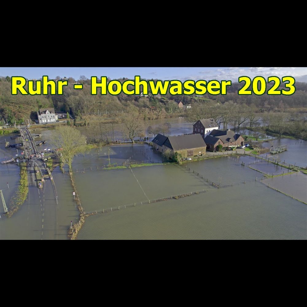 Hochwasser an der Ruhr Weihnachten 2023 und Vergleich mit Normalpegel 2015