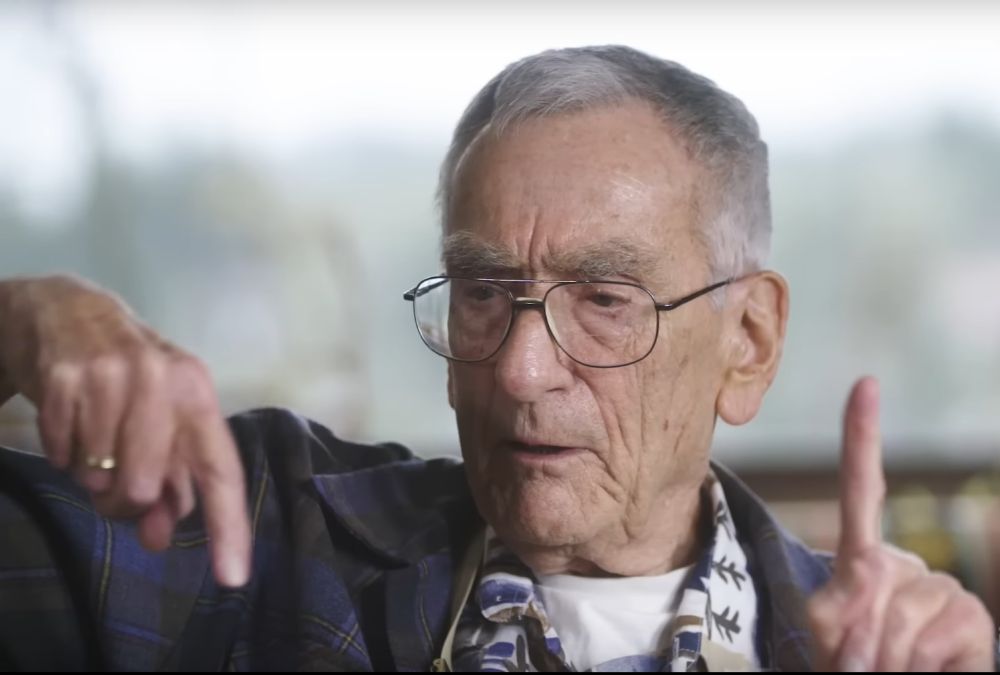 Frank Stahl, screen capture from: https://youtu.be/7-tnuAqEp9g