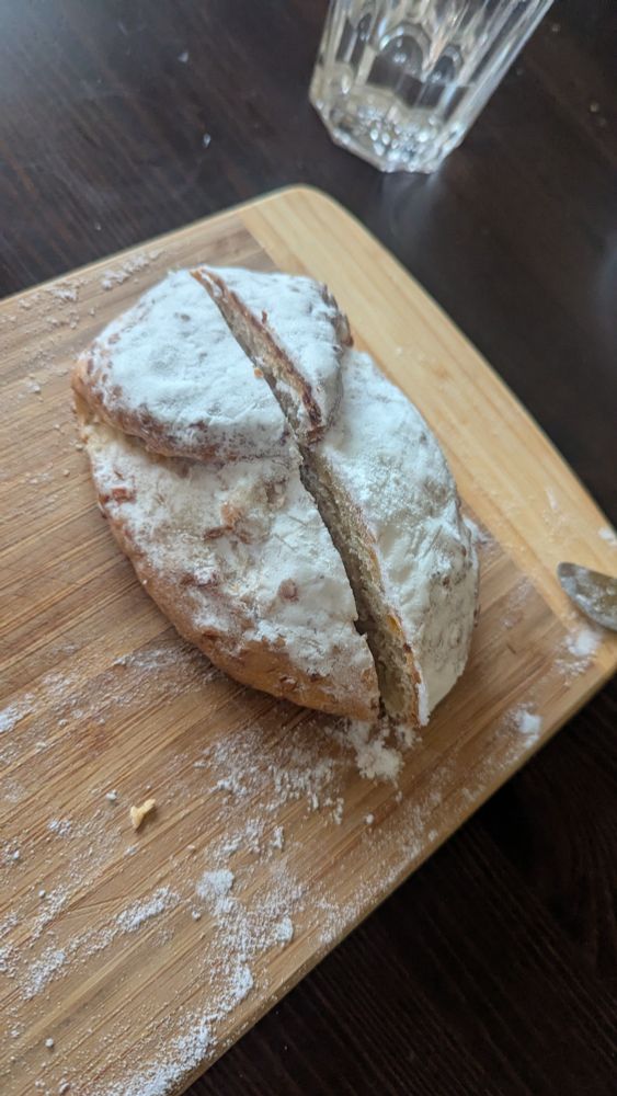 Stolle aufgeschnitten. 