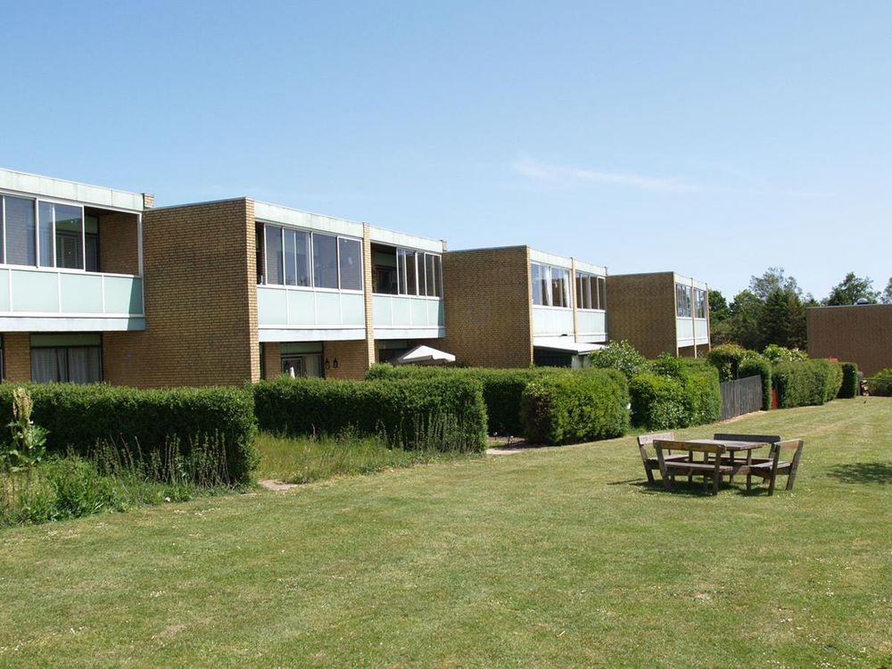 Apartments for rent with gardens.