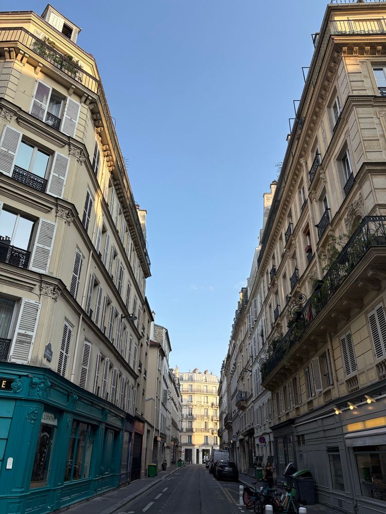 Picture. Blue sky over rue du grand Prieuré, Paris.