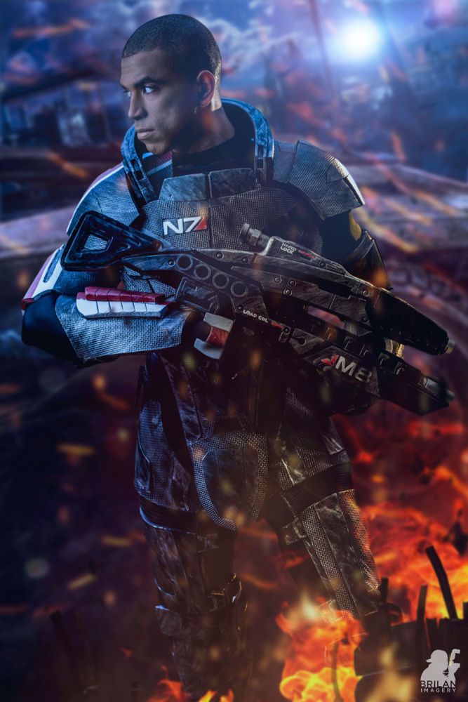 Commander Shepard cosplay by melpoolcos