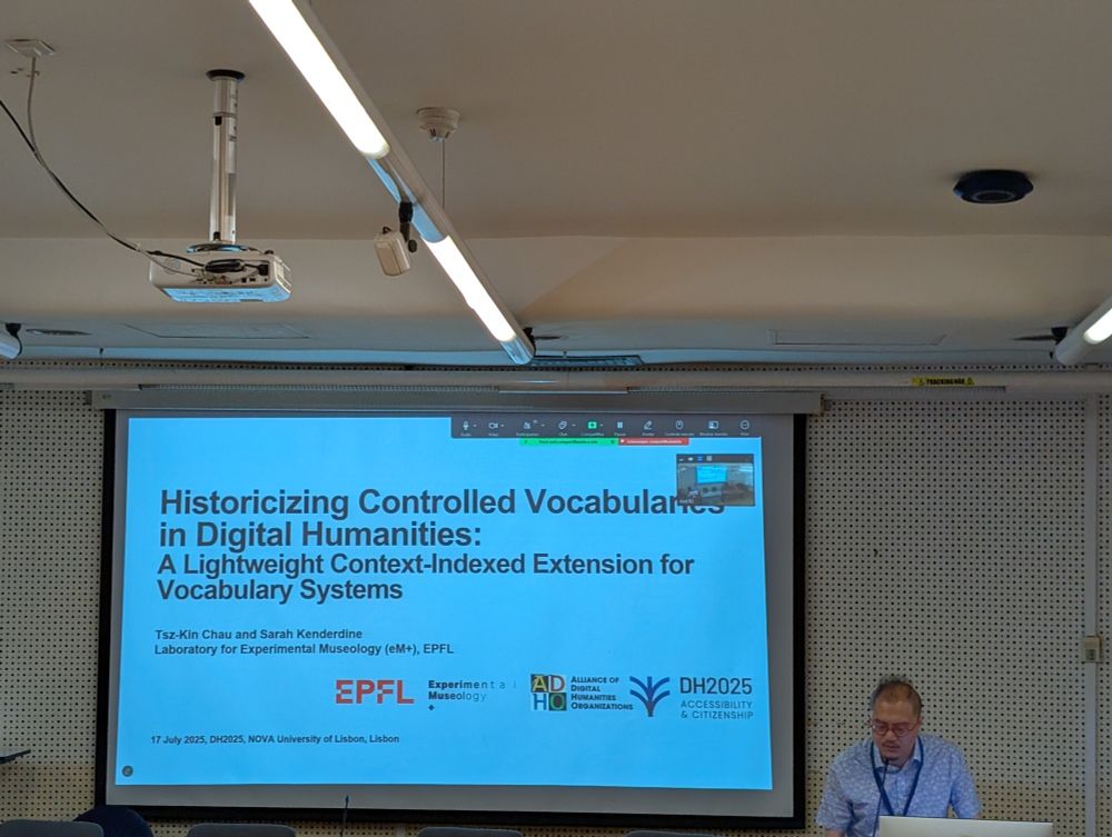 Historicizing Controlled Vocabularies in Digital Humanities: A Lightweight Context-Indexed Extension for Vocabulary Systems