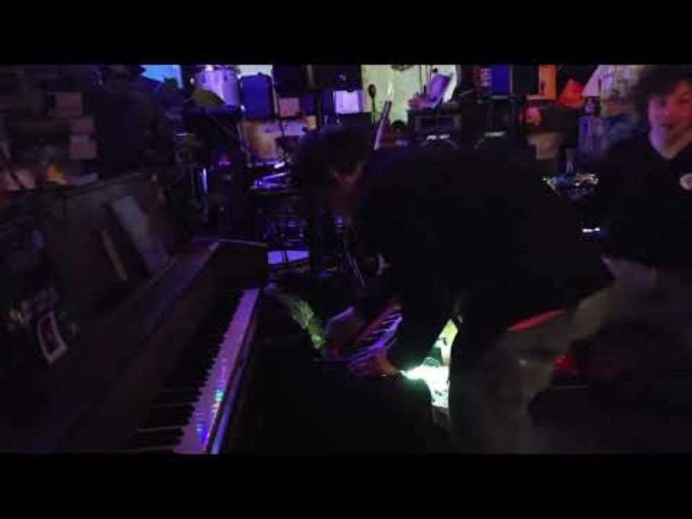 Headboggle - live in Mission, SF