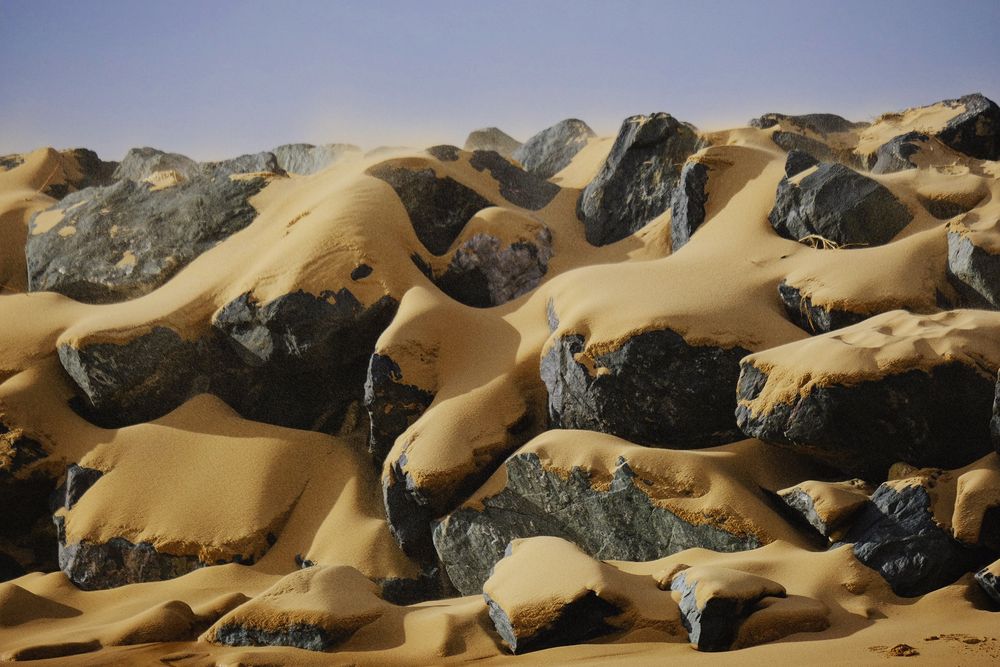 Rochers ensablés comme après une chute neige