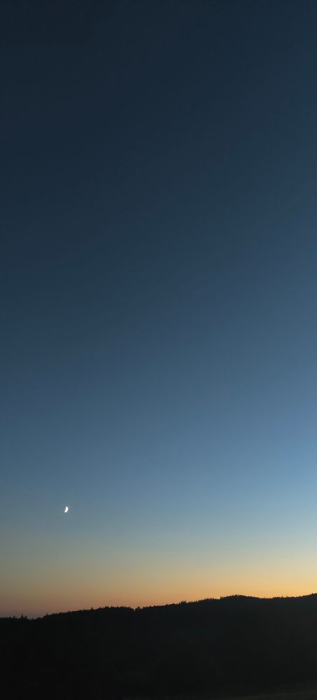Západ slunce a měsíc :) 