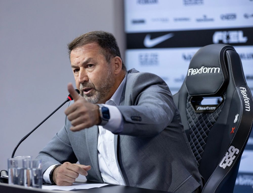 Presidente do Corinthians dispara contra a CBF: "Estão manchando o Brasileiro e a Copa do Brasil"