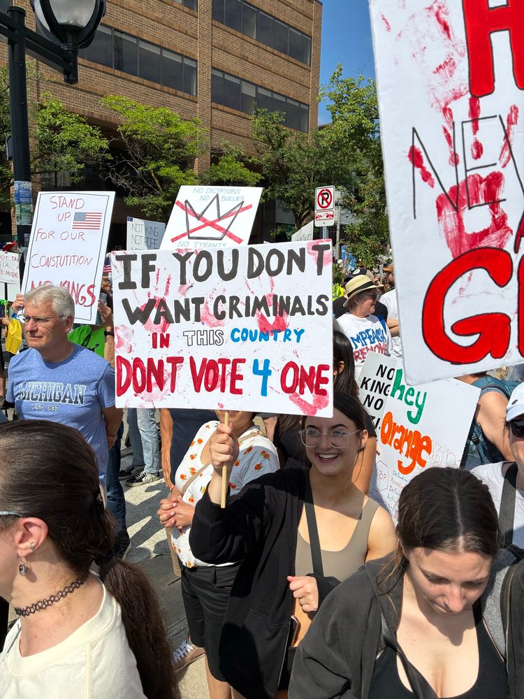 If you don’t want criminals, don’t vote for one