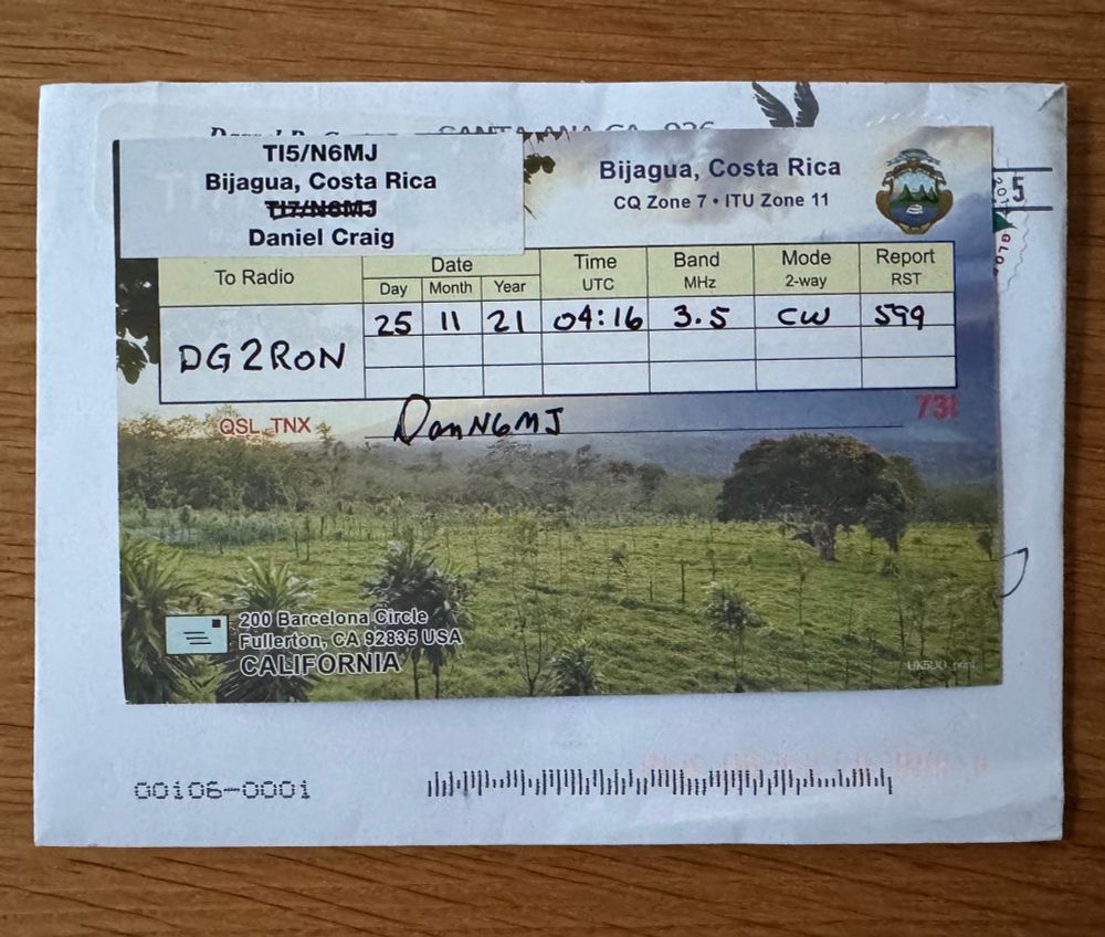 Das Bild zeigt eine QSL Karte von TI5/N6MJ an DG2RON auf 80m in CW