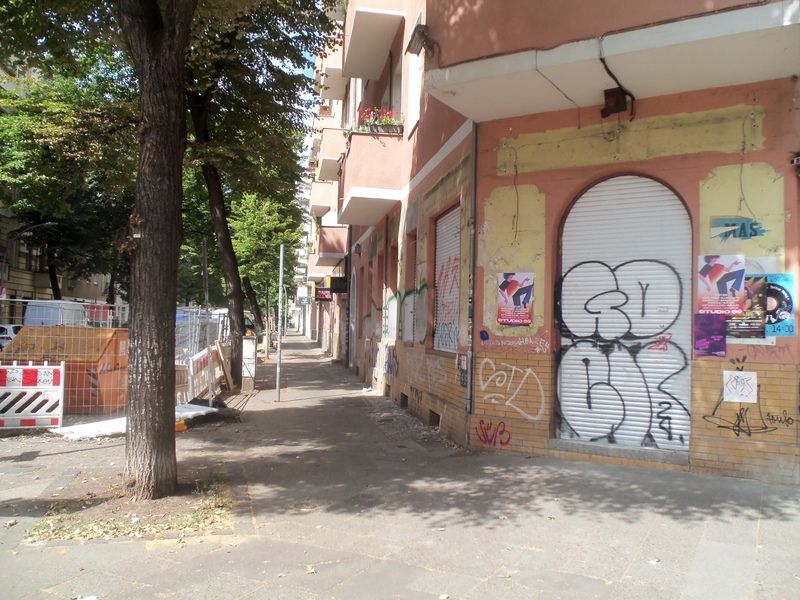 3 leerstehende Gewerbeojekte Allerstr. Ecke Hermannstr. Neukölln