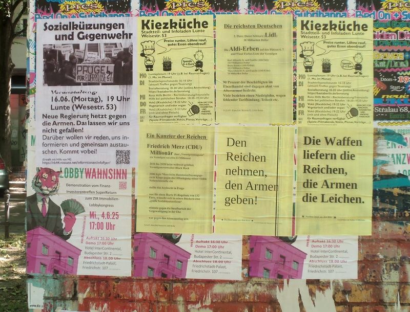 Plakate im Schillerkiez