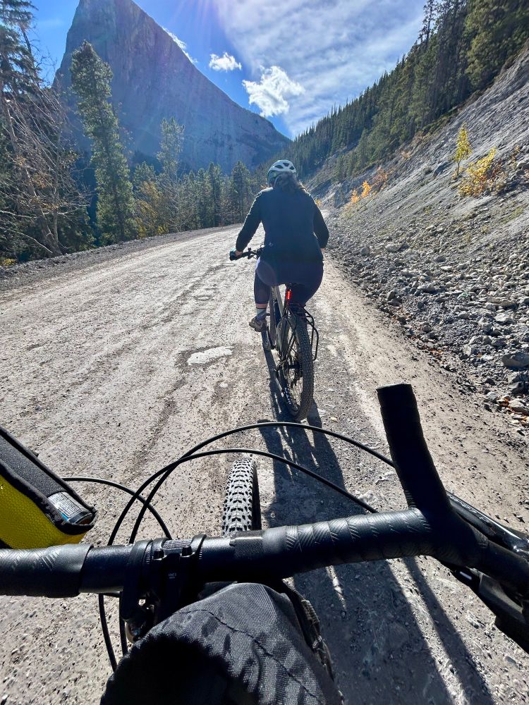 Steep ride up the Smith Dorian hwy to Ha Ling Peak parking lot.