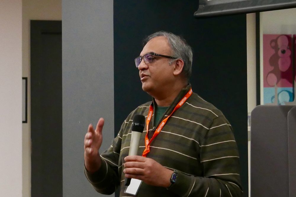 A photo of Abizer speaking. 