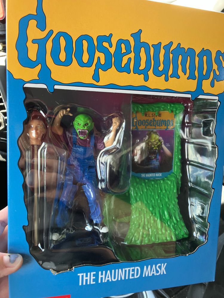 Goosebumps “The Haunted Mask” figure