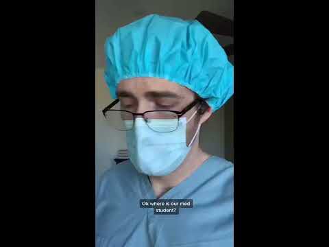 Holding the Retractor