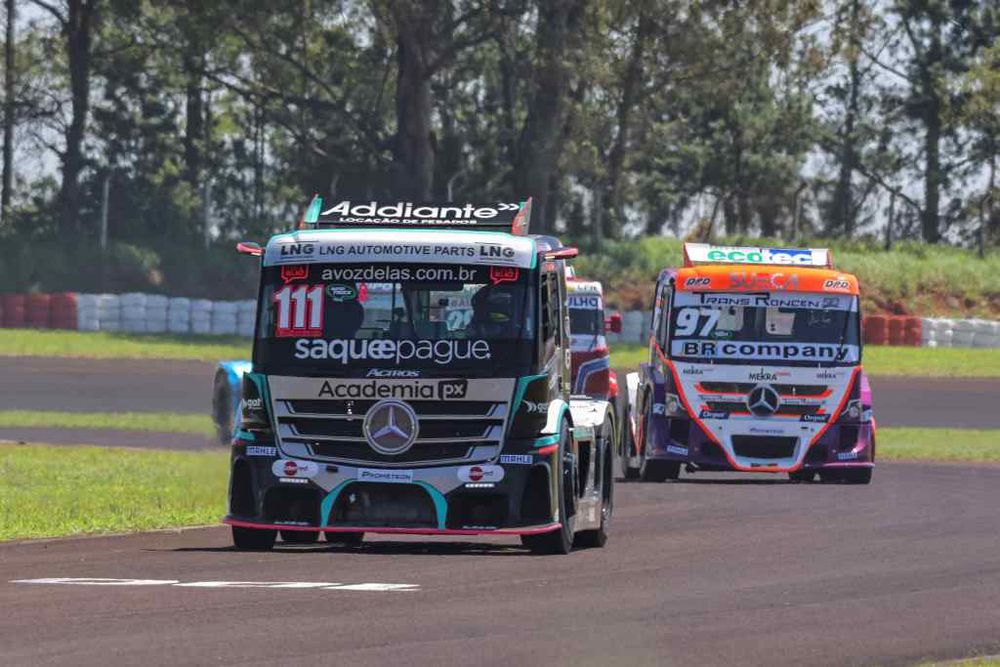 Truck – A pilota Bia Figueiredo vence em Tarumã e amplia a liderança - Velocidade no Sangue