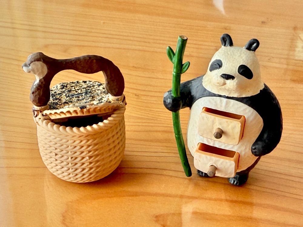 カワウソバスケット
パンダアクセサリーボックス