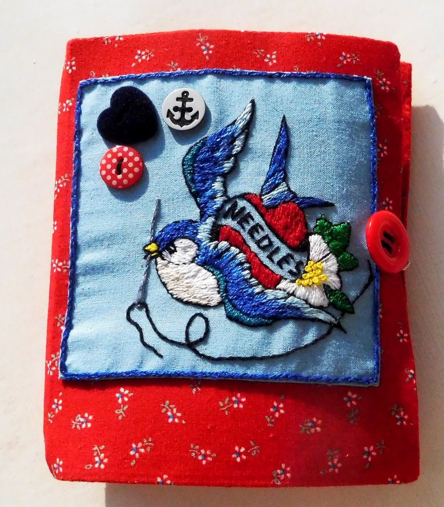 Case for sewing needles 



