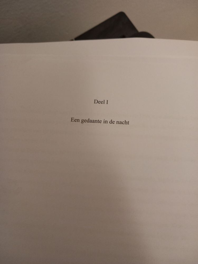 Deel I: Een gedaante in de nacht.