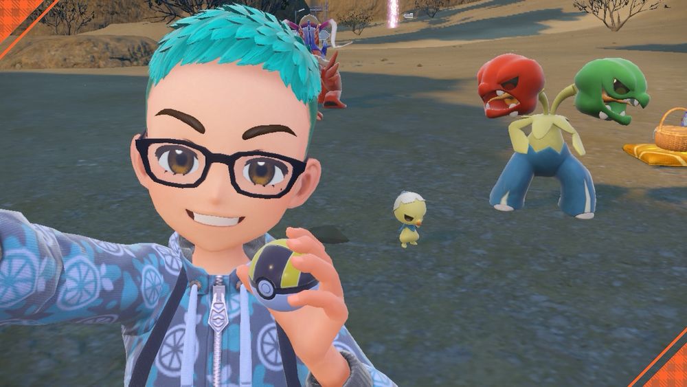 In game picture of me holding a ultra ball while doing a picnic. We can see in the background my new shinies: Capsakid and Scovillain