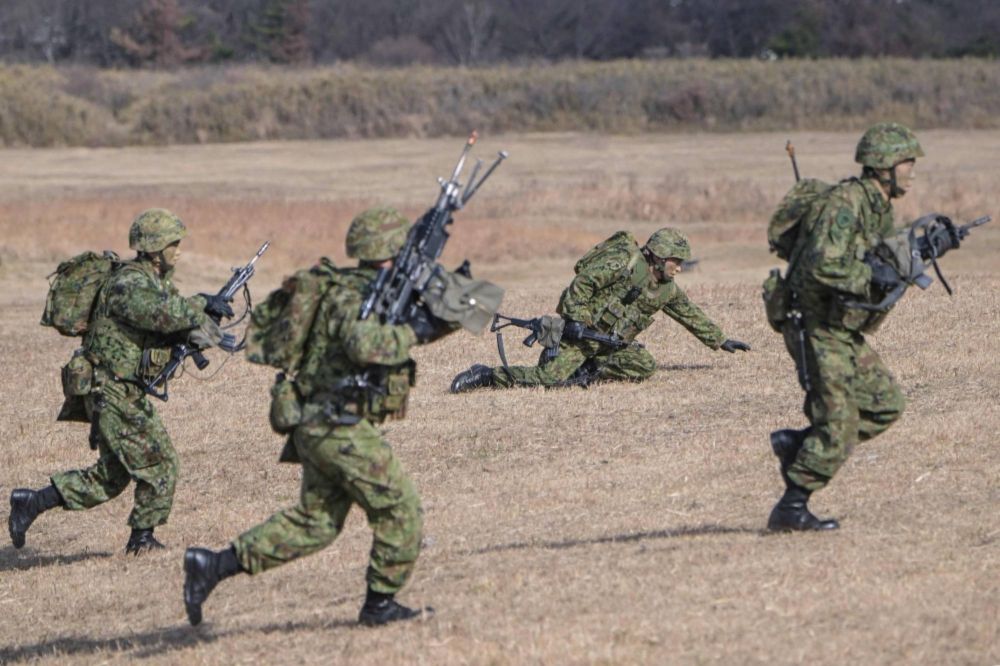 Japan and Germany sign military supply-sharing pact