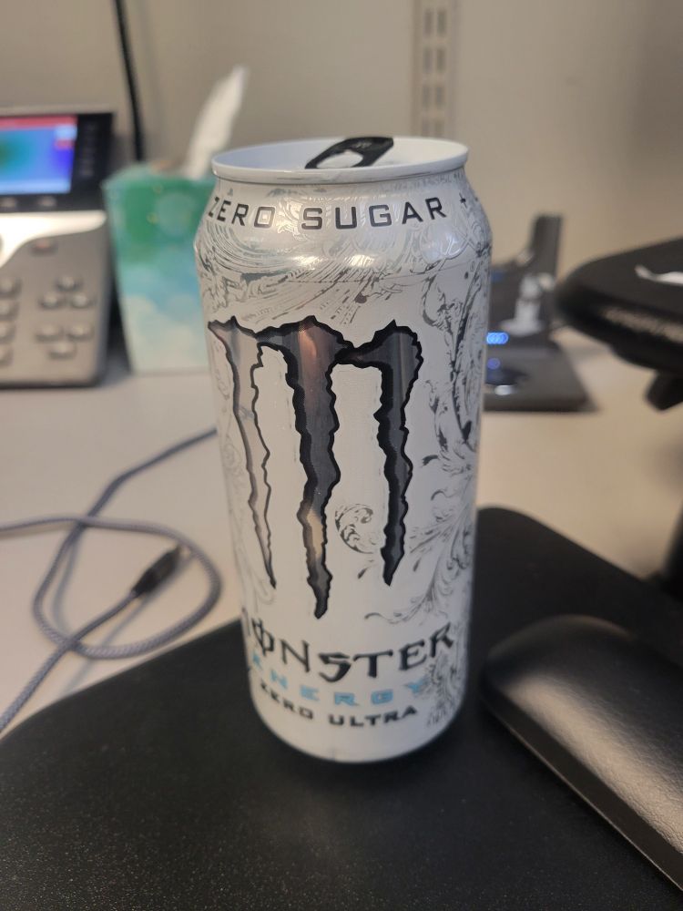 Monster Zero Ultra Can