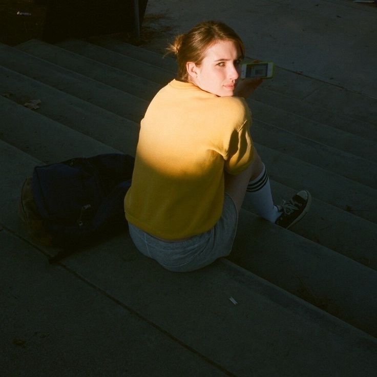 Emma roberts palo alto