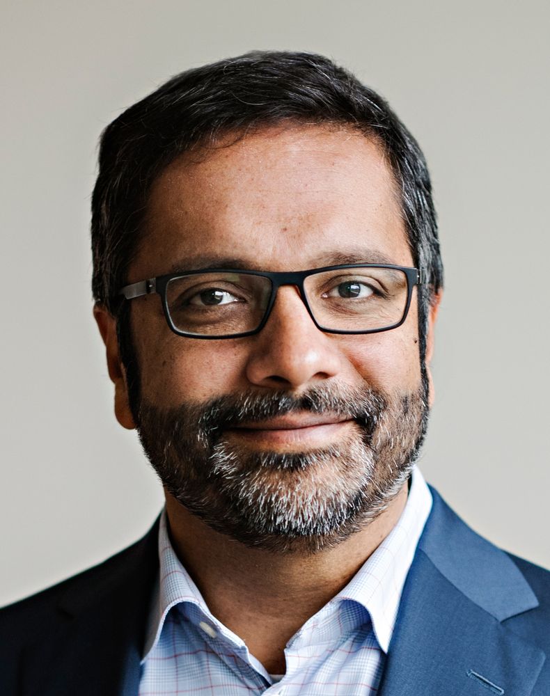 Headshot of Dr. Rahim Moosa