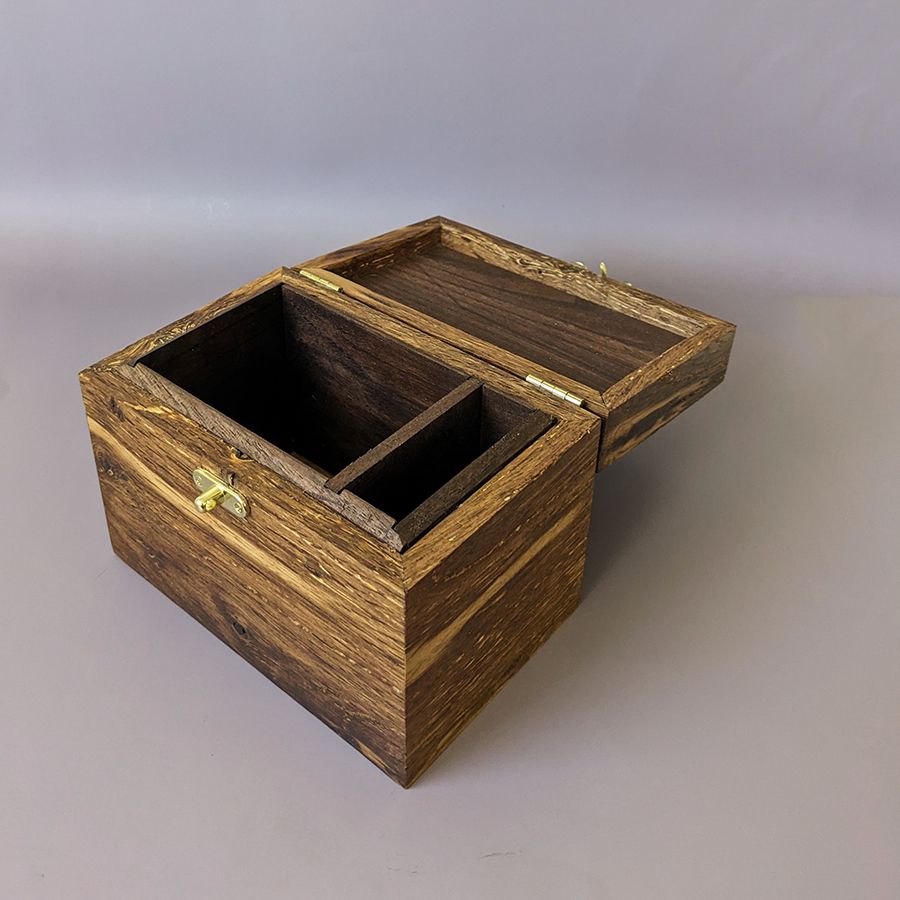When doing finishing touches like a box liner I do my best to select a matching or pleasantly contrasting wood like in this case a relatively simple grained walnut liner contrasts with the more busy and interesting exterior oak. The Walnut also has a finer grain which was a consideration for ensuring items stored don't get caught in more porus open grain of the oak.