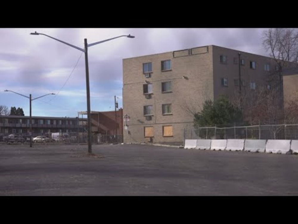 A 911 call helps explain the narrative about migrant gangs in Aurora