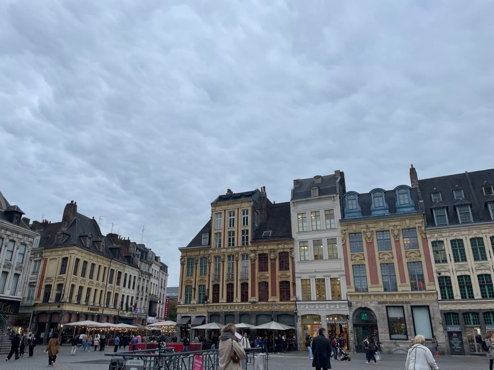 Street view from Grand Place 