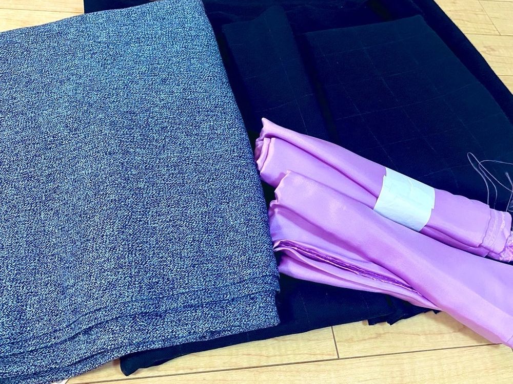 ウールの布　グレーと黒　裏地