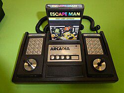Arcadia 2000
Early 80’s gaming console with Escape Man cartridge 