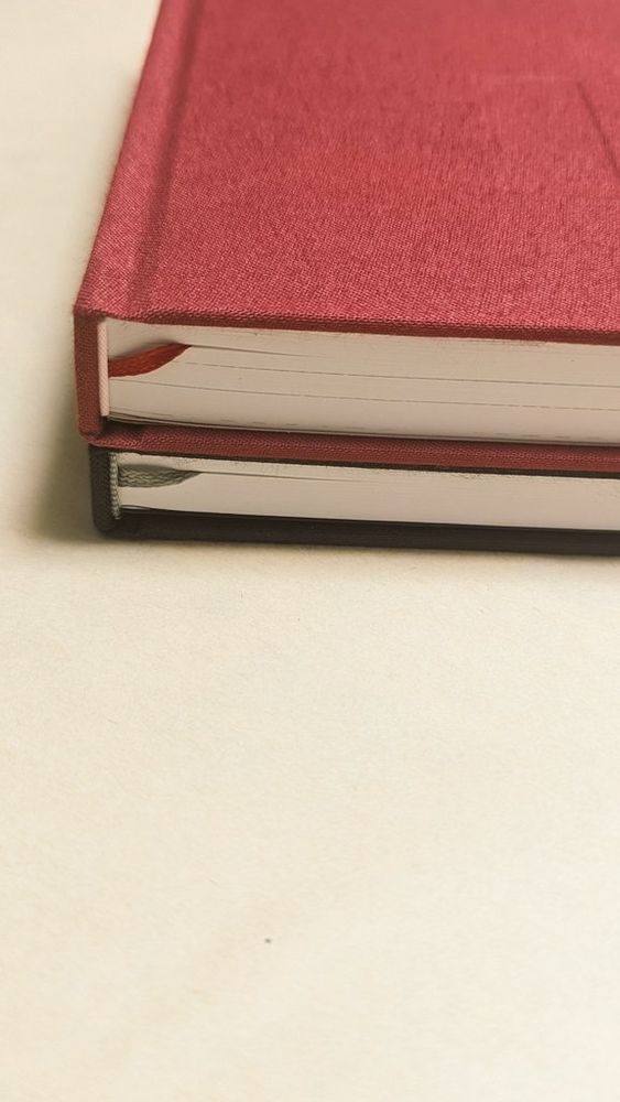 小口とスピンの写真