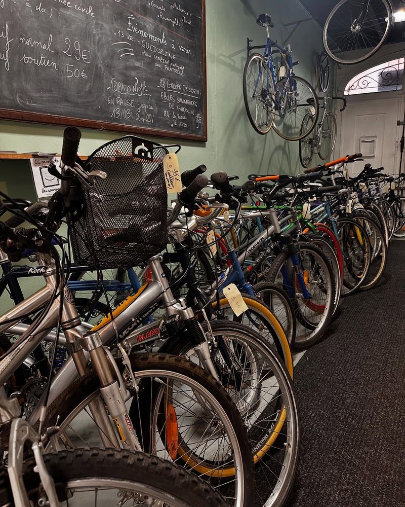 des vélos d'occasion à vendre