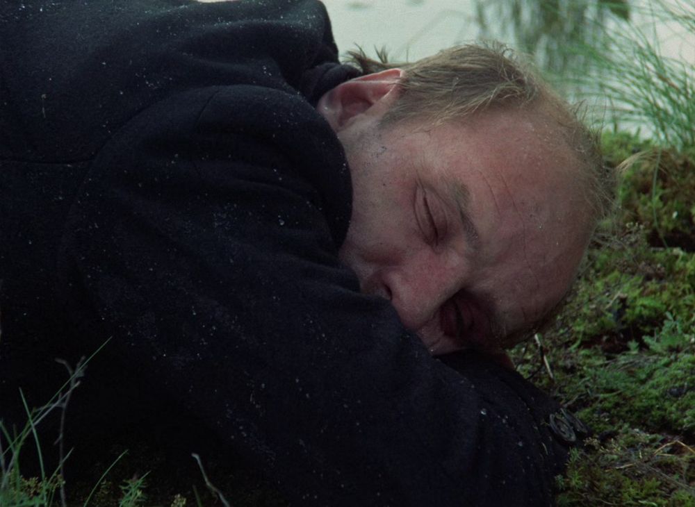 Stalker Frame: 04934