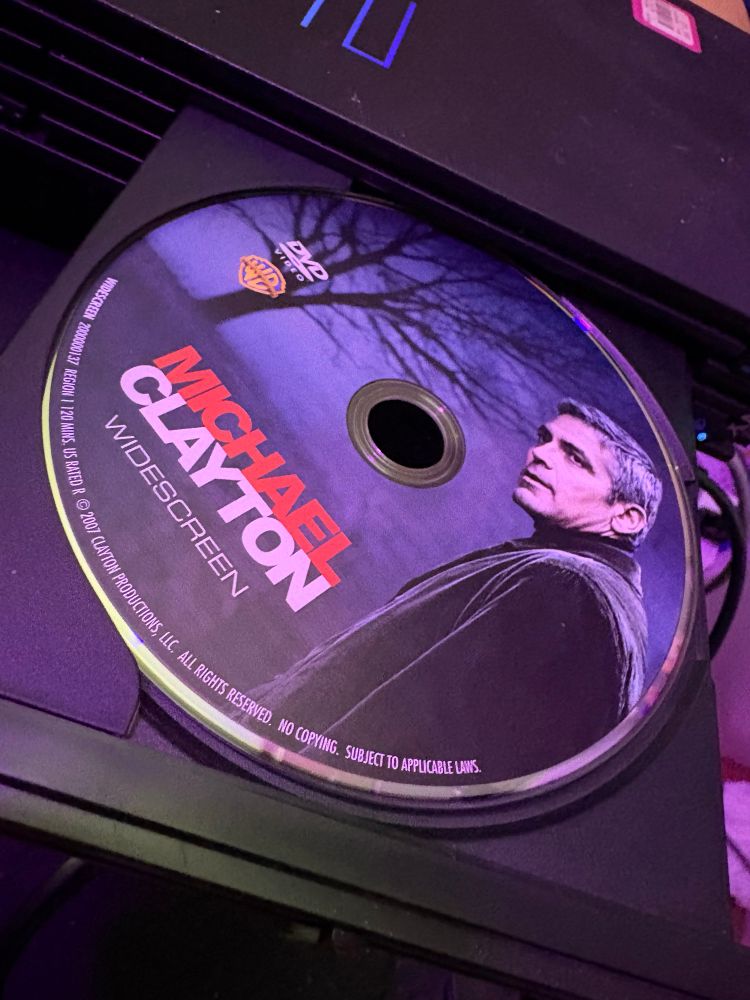 Michael Clayton dvd inside PS2