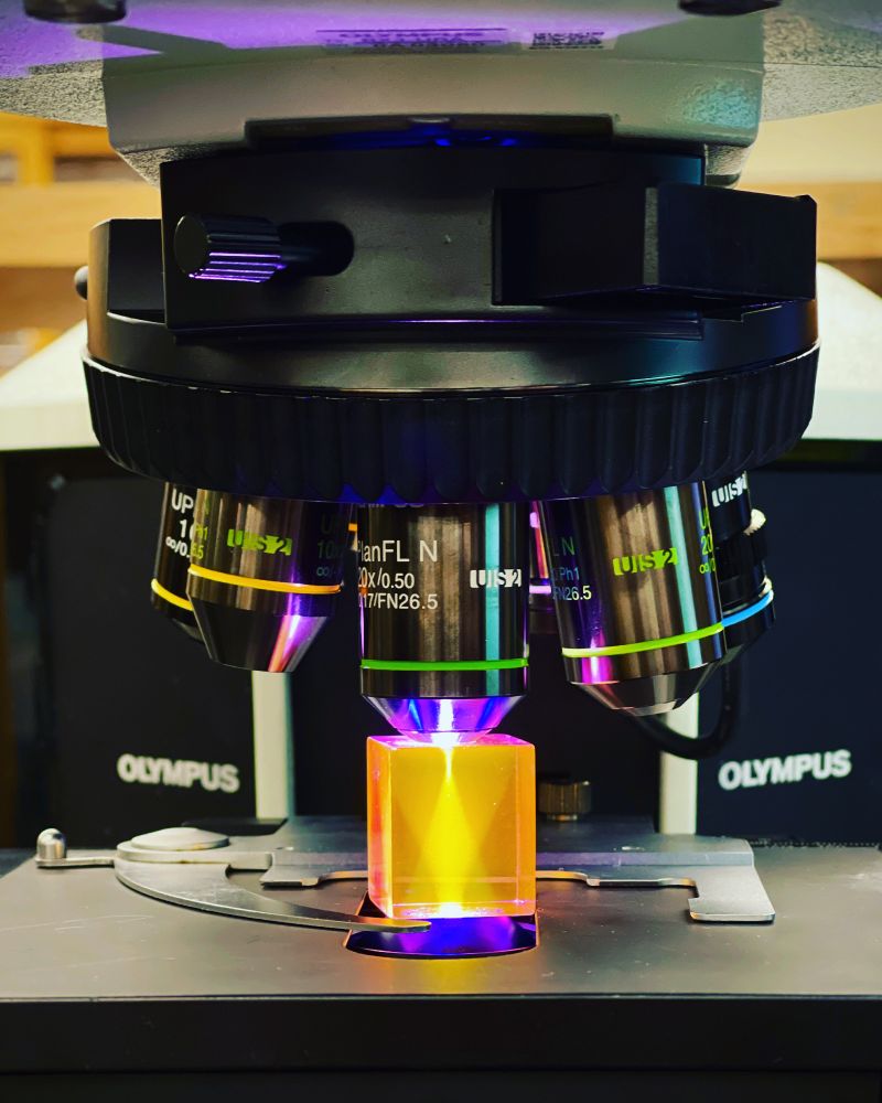 cool image of fluorescent cube :)
