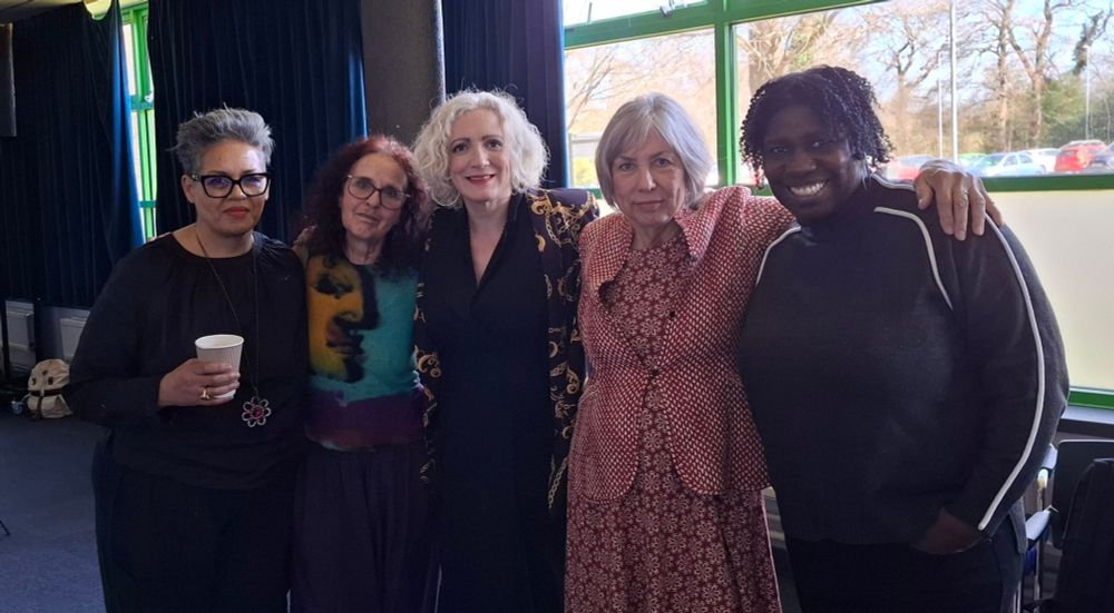 Group photo with the authors mentioned. 