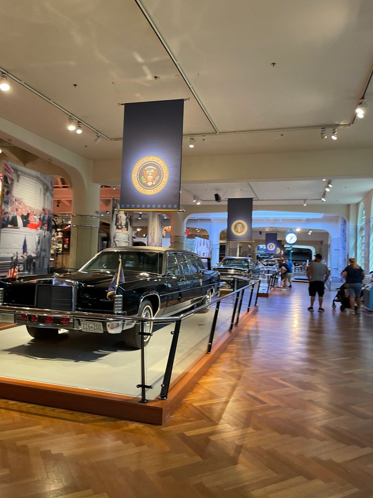 Presidential cars 
