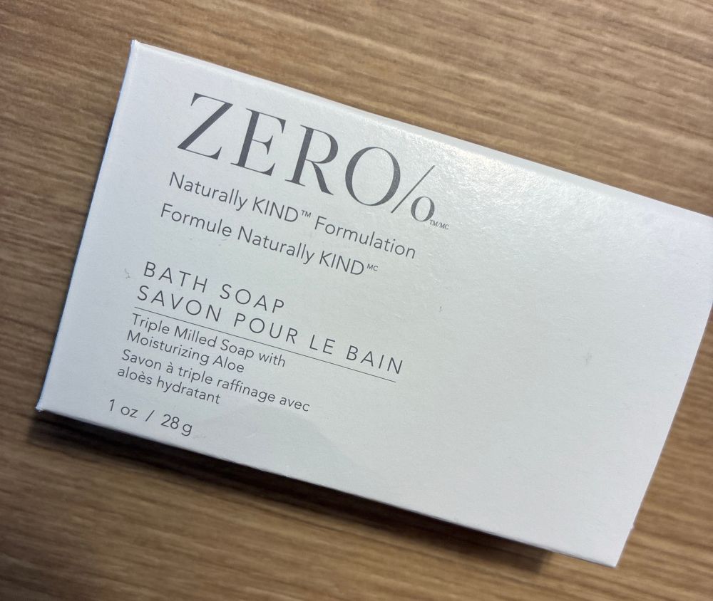Hotel soap bar called “zero / 0”