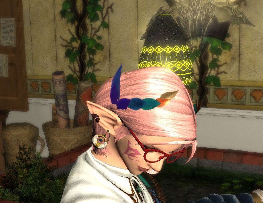 headshot of lassa with not her hair to show the new crafter headpiece